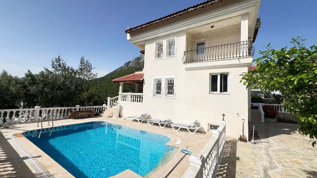 Villa in Uzumlu